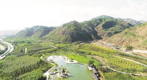 【青海“兩山”答卷】一山藏兩色 古城披新衣